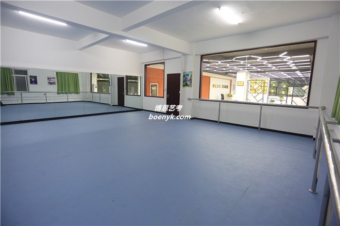 博恩艺考绿色阳光餐厅展示