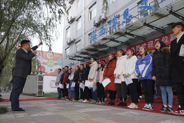 当前位置：首页 > 精彩校园